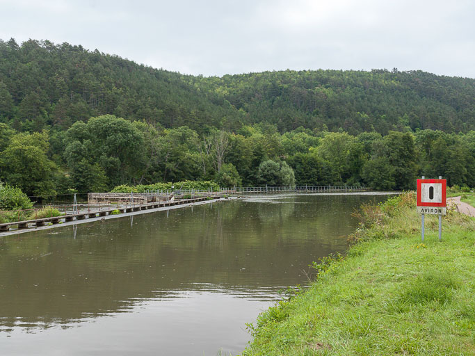 barrage ; pertuis de la Forêt (canal du Nivernais)