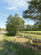 rigole d'alimentation (canal du Nivernais)