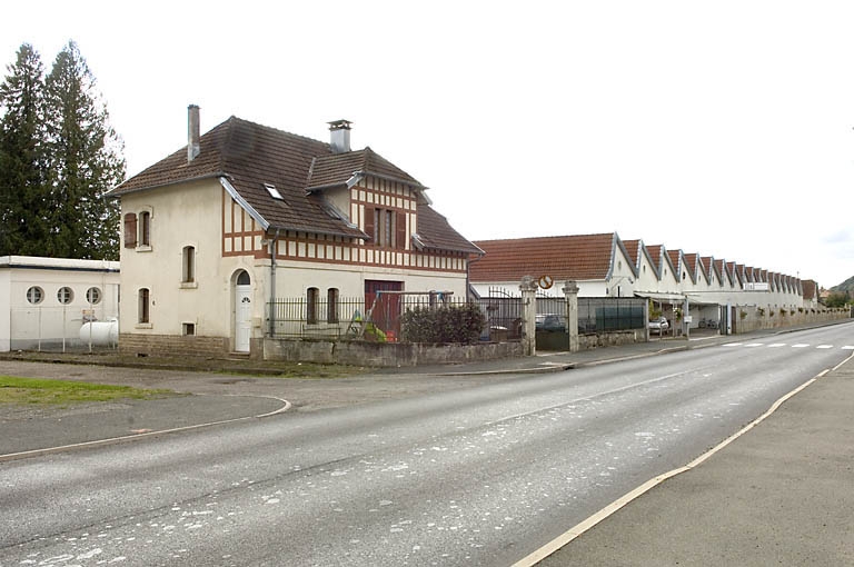 filature de bourre de soie, puis usine de quincaillerie Bohly Frères et Cie, puis SIDEBO, puis GFD, puis GFI, puis Former, actuellement Lisi Automotive