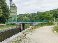 pont sur l'écluse 52, dite de Coulanges (canal du Nivernais)