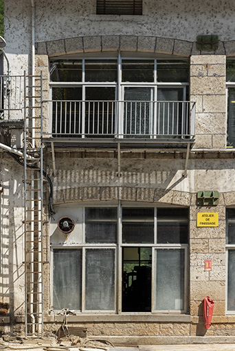 usine de transformation des métaux et de quincaillerie dite Forges de Saint-Hippolyte, actuellement usine d'éponges cellulosiques Facel