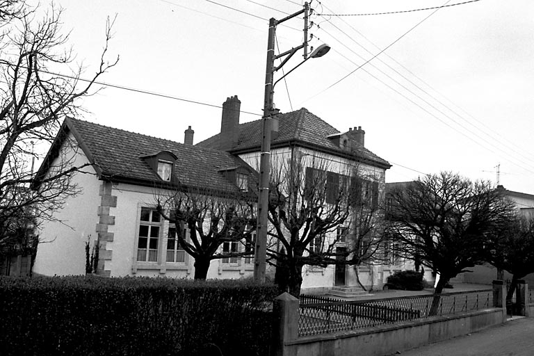 école