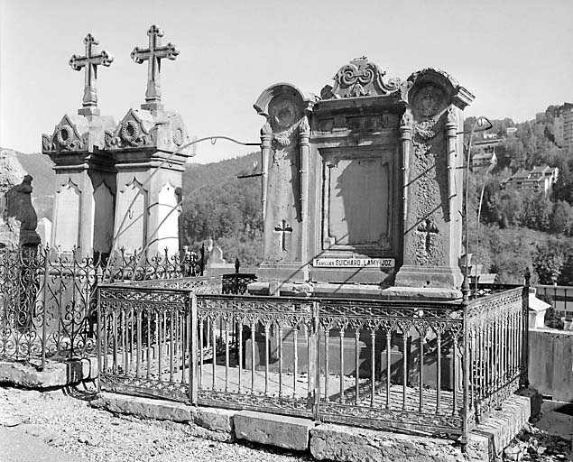 tombeau des familles Guichard et Lamy-Joz