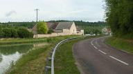 relais de poste de Pont-de-Pany (paysages du canal de Bourgogne)